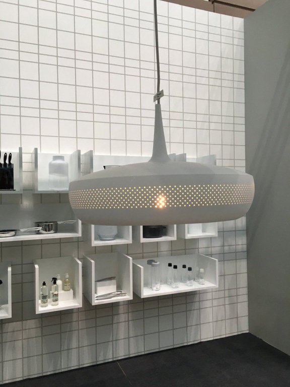 Gallery image for position 4