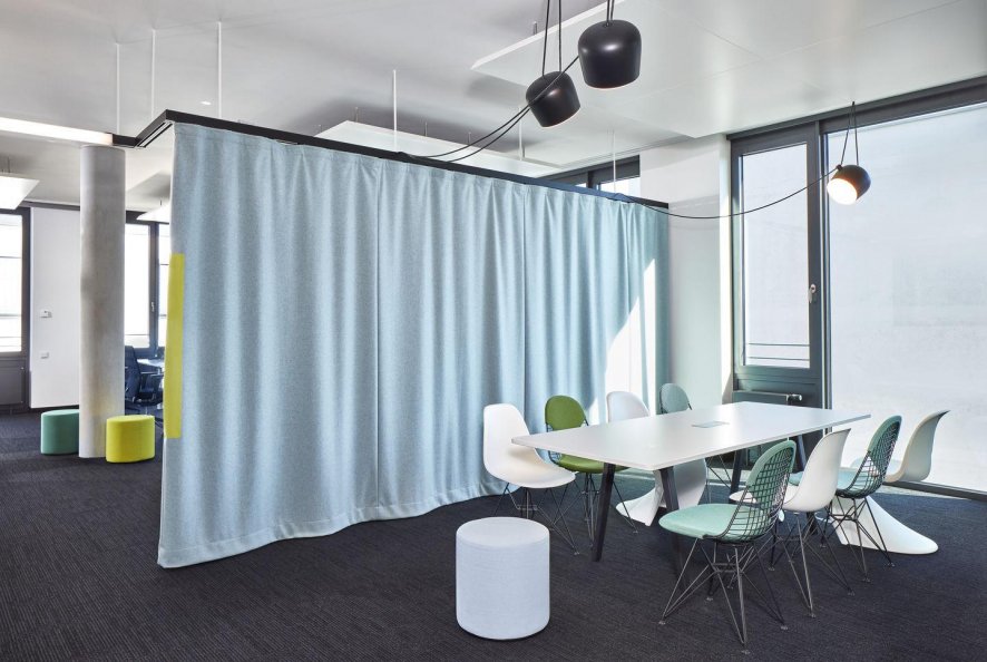 Gallery image for position 6