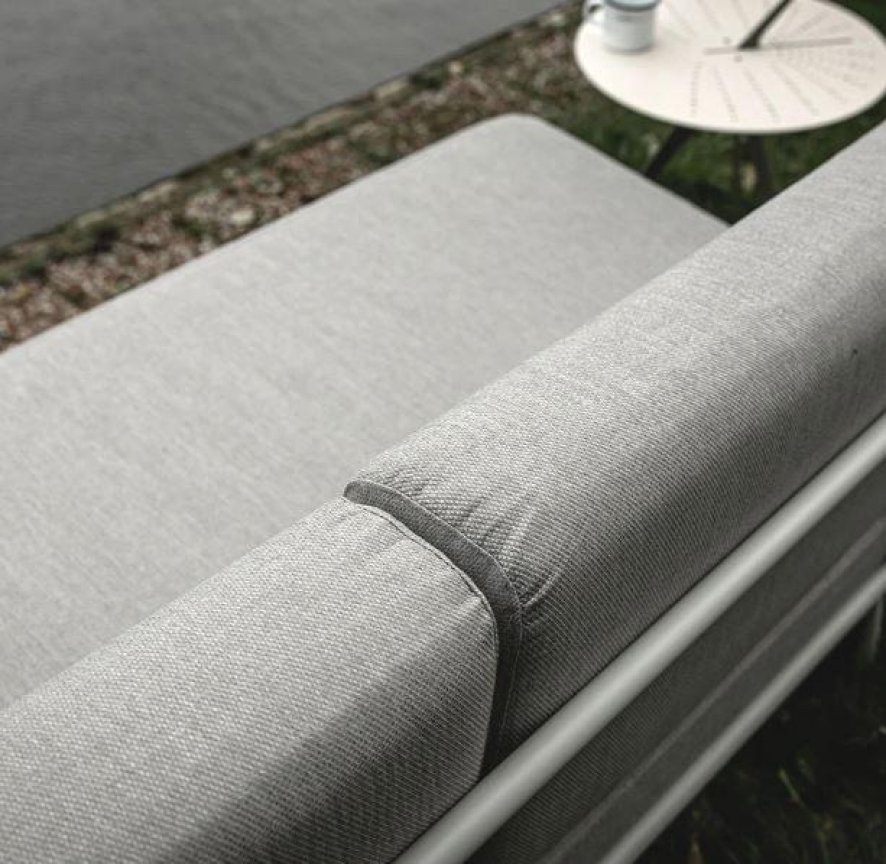 Gallery image for position 17