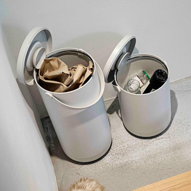 Gallery image for position 3