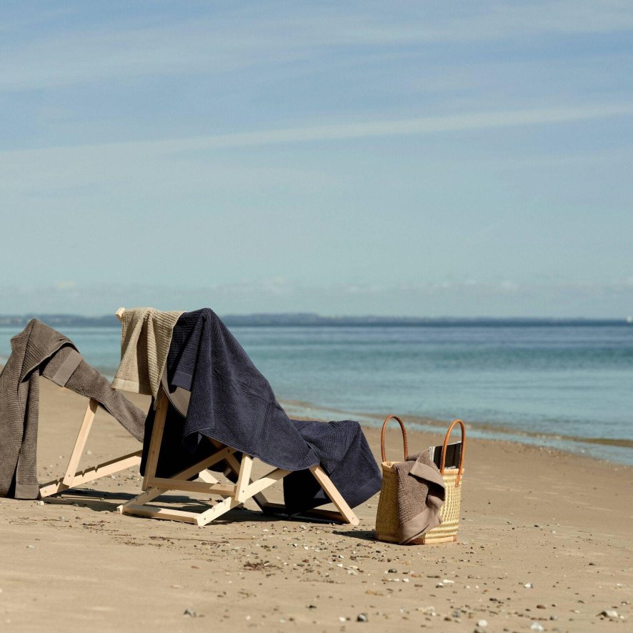 Gallery image for position 15