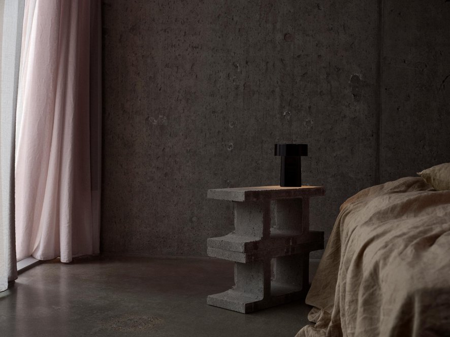 Gallery image for position 2