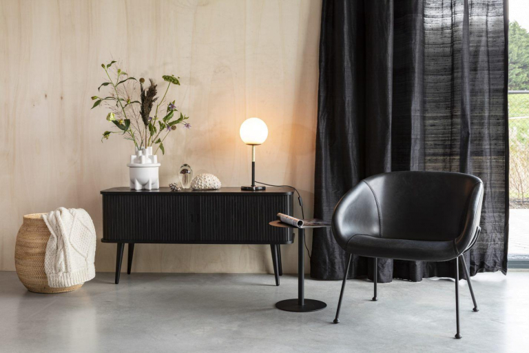 Gallery image for position 37