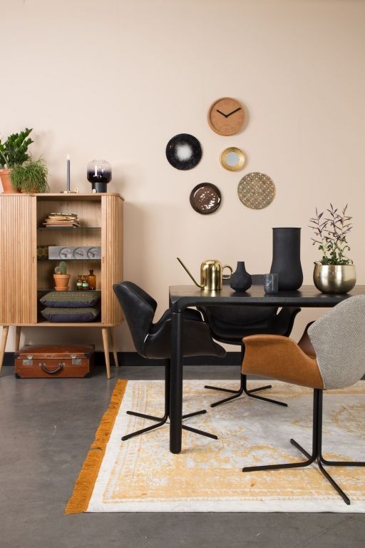 Gallery image for position 1