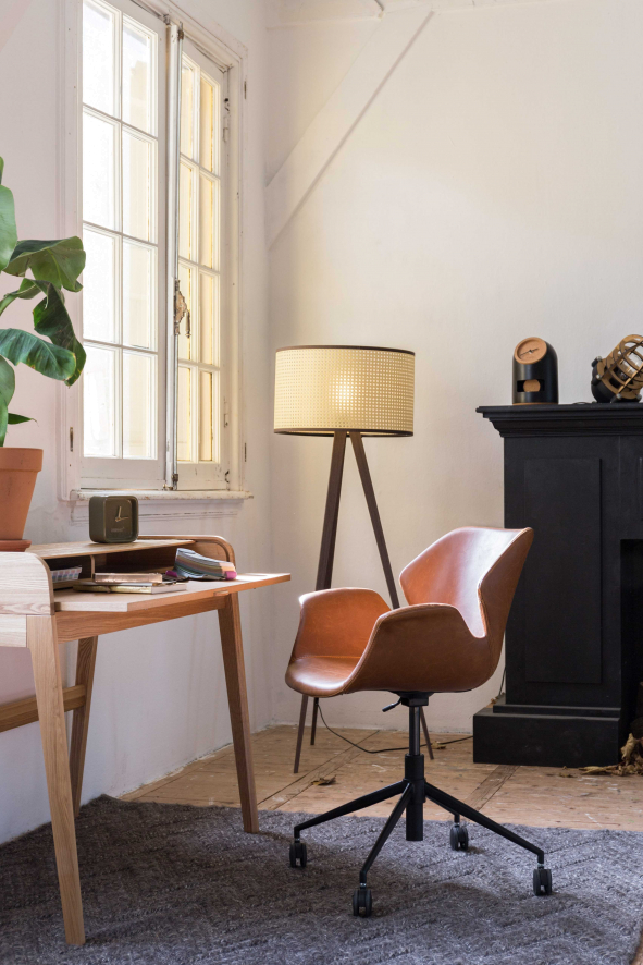 Gallery image for position 9