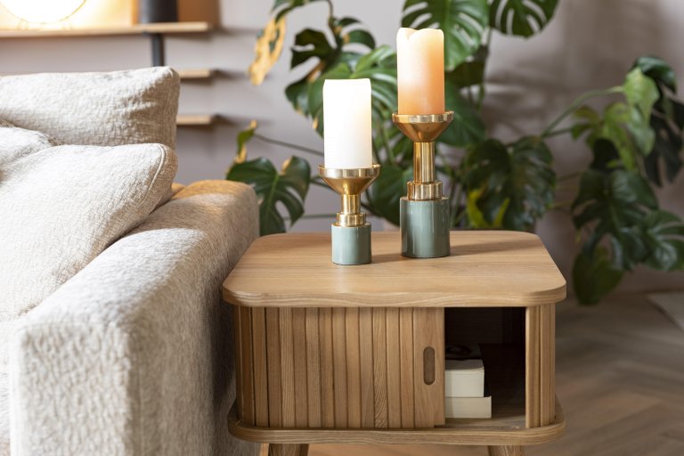 Gallery image for position 2