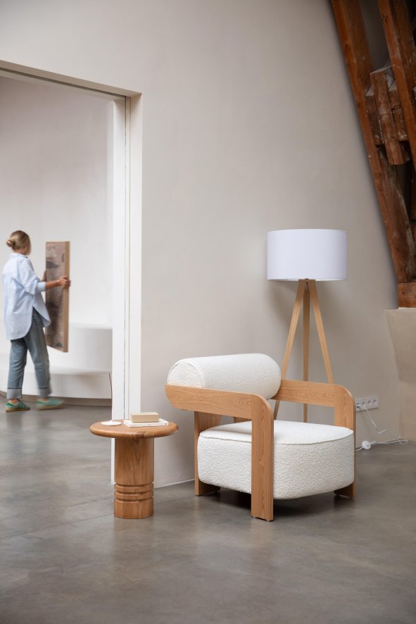 Gallery image for position 2